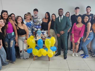 Oluwatosin Tolulope Ajidahun destaca a importância do diagnóstico precoce das trombofilias hereditárias para prevenir perdas gestacionais.