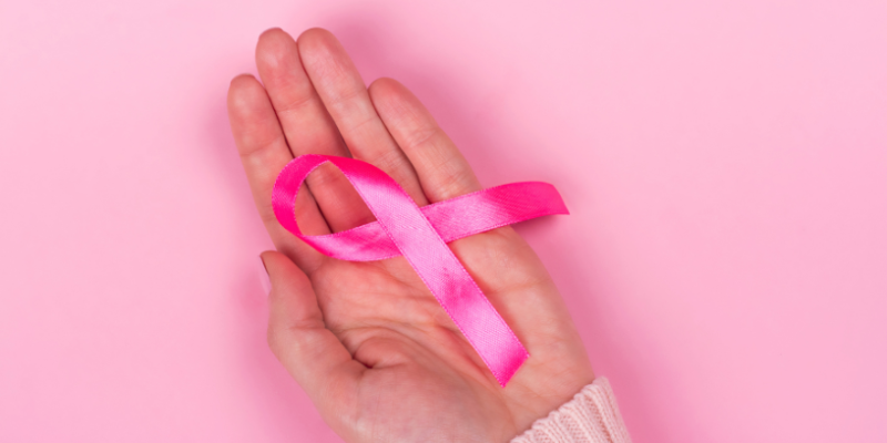 Ao analisar a evolução tecnológica que transformou o rastreio do câncer de mama, Vinicius Tadeu Sattin Rodrigues destaca como a inovação ampliou a precisão e o acesso ao diagnóstico precoce.